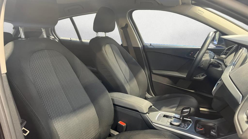 BMW SERIE 1 116d - DKG  BERLINE F40 Business Design 