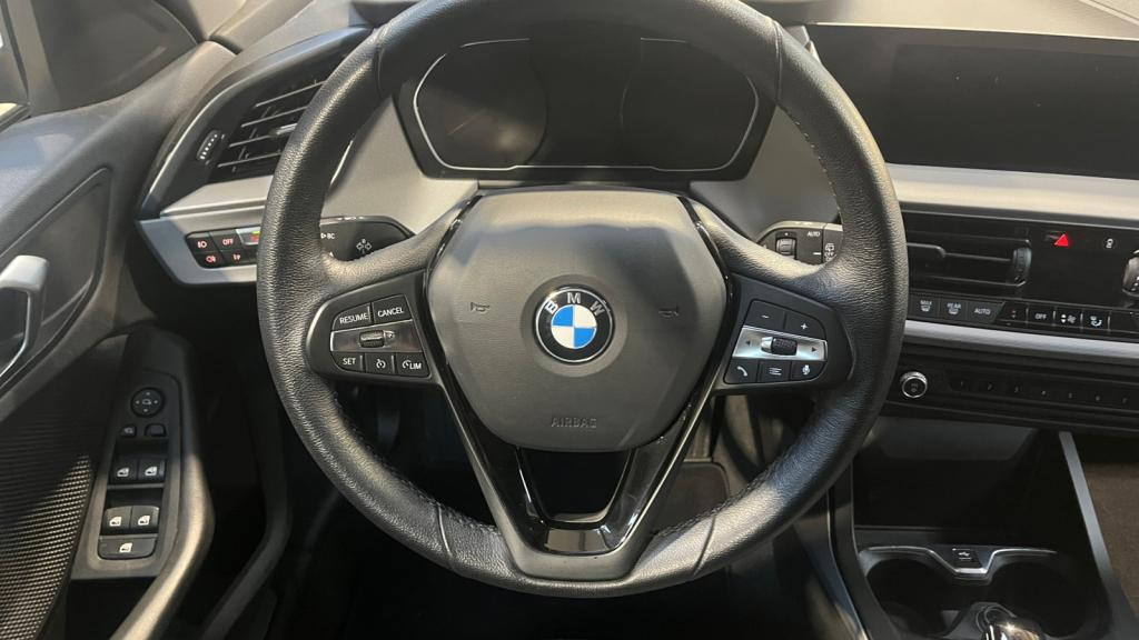 BMW SERIE 1 116d - DKG  BERLINE F40 Business Design 