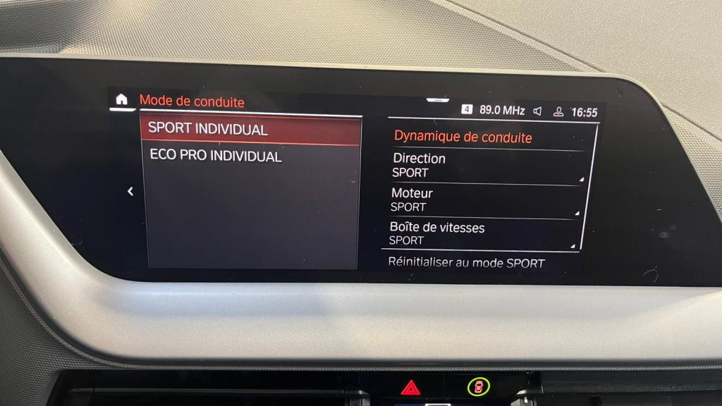 BMW SERIE 1 116d - DKG  BERLINE F40 Business Design 