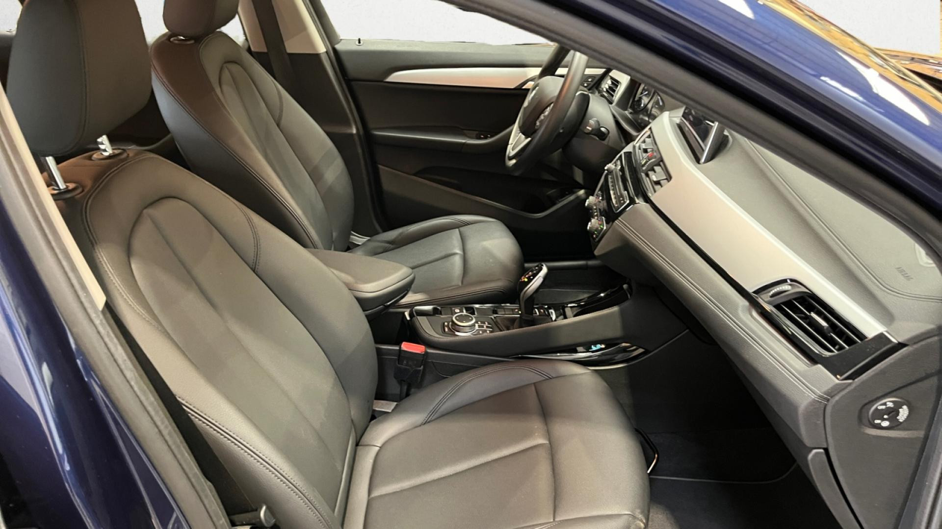 BMW X2  sDrive 18i - DKG - S&S  F39 Business Design 