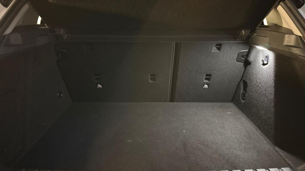 BMW SERIE 1 118i - DKG  BERLINE F40 Business Design 