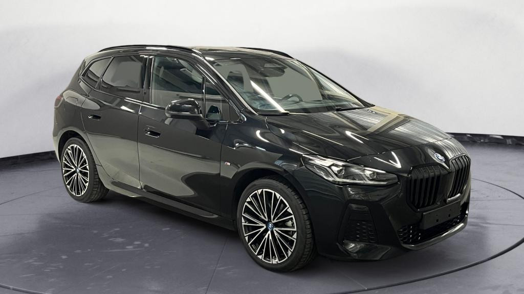 Nouvelle BMW SERIE 2 ACTIVE TOURER 230e xDrive Active Tourer - BVR Palettes  ACTIVE TOURER U06 M Sport 