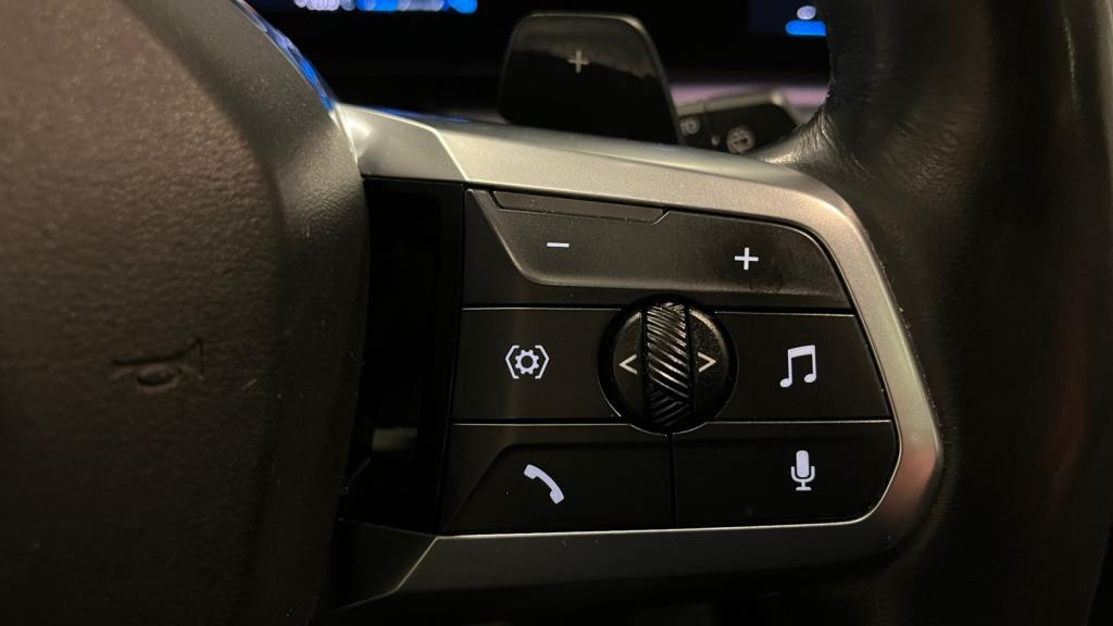 Nouvelle BMW SERIE 2 ACTIVE TOURER 230e xDrive Active Tourer - BVR Palettes  ACTIVE TOURER U06 M Sport 