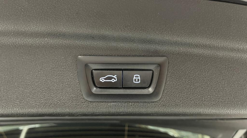 Nouvelle BMW SERIE 2 ACTIVE TOURER 230e xDrive Active Tourer - BVR Palettes  ACTIVE TOURER U06 M Sport 