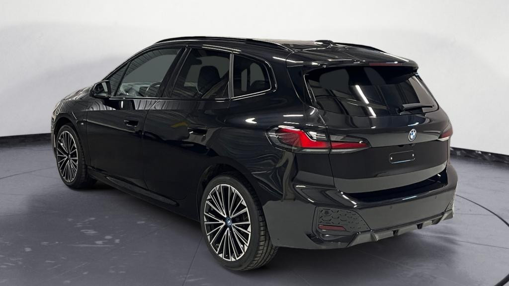 Nouvelle BMW SERIE 2 ACTIVE TOURER 230e xDrive Active Tourer - BVR Palettes  ACTIVE TOURER U06 M Sport 