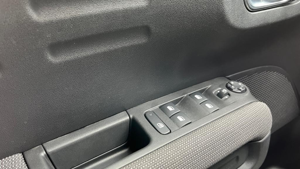 Nouvelle CITROEN C3 AIRCROSS 1.2 PureTech 12V - 110 S&S  Plus PHASE 2