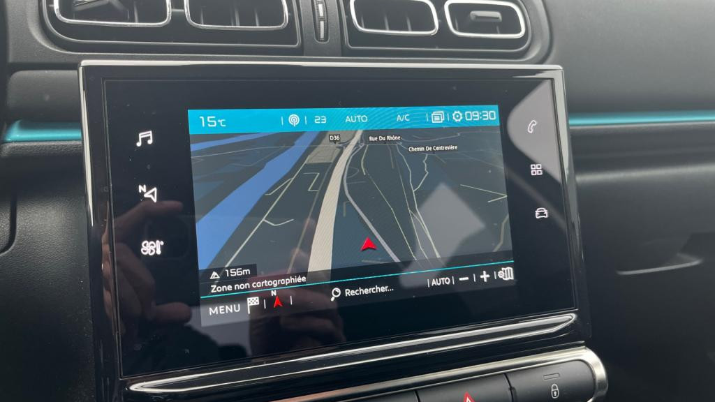 Nouvelle CITROEN C3  1.2 PureTech 12V - 83 S&S  BERLINE Shine PHASE 2