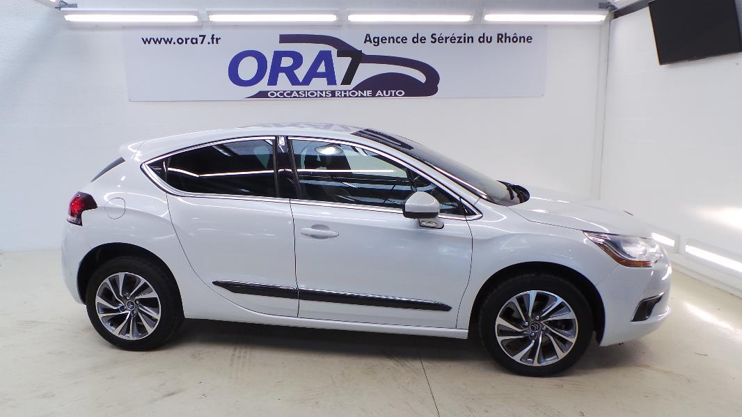 CITROEN DS 4 1.6 E-HDI AIRDREAM SO CHIC BMP6