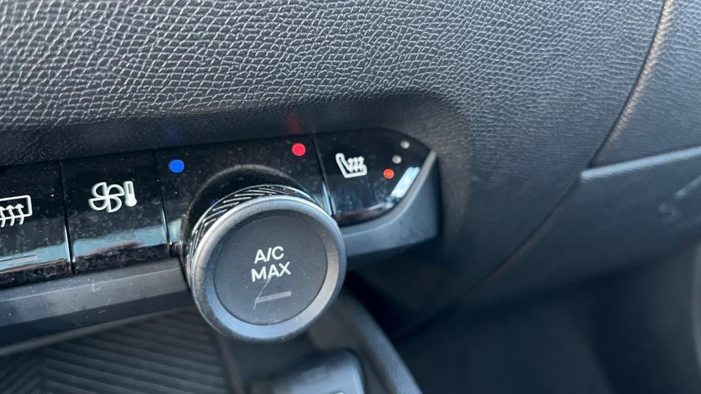 Nouvelle CITROEN C4  1.5 BlueHDi 16V - 130 S&S - EAT8 BERLINE Shine