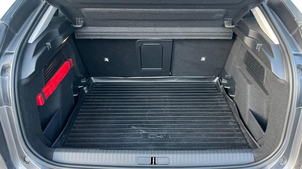 Nouvelle CITROEN C4  1.5 BlueHDi 16V - 130 S&S - EAT8 BERLINE Shine