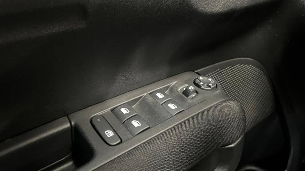 Nouvelle CITROEN C3 AIRCROSS 1.2 PureTech 12V - 130 S&S - EAT6  Shine PHASE 2