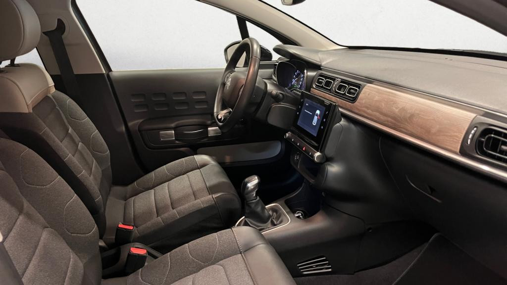 Nouvelle CITROEN C3  1.2 PureTech 12V - 83 S&S  BERLINE Shine PHASE 2