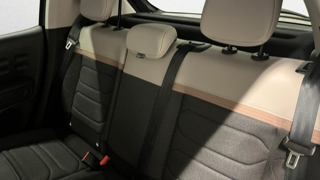 Nouvelle CITROEN C3  1.2 PureTech 12V - 83 S&S  BERLINE Shine PHASE 2