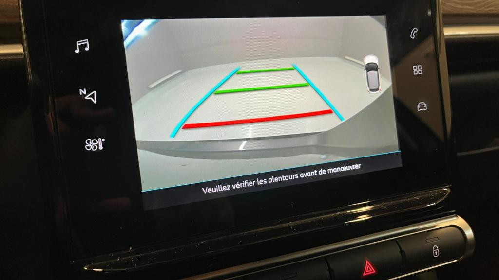 Nouvelle CITROEN C3  1.2 PureTech 12V - 83 S&S  BERLINE Shine PHASE 2