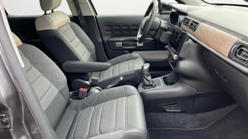 Nouvelle CITROEN C3  1.2 PureTech 12V - 83 S&S BERLINE Shine PHASE 2