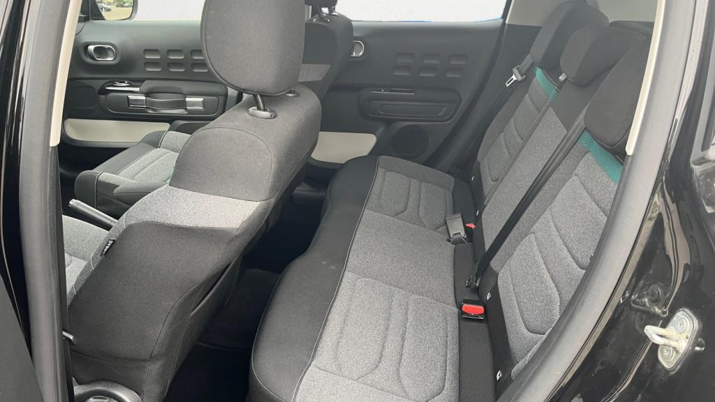 Nouvelle CITROEN C3  1.2 PureTech 12V - 83 S&S  BERLINE Shine PHASE 2