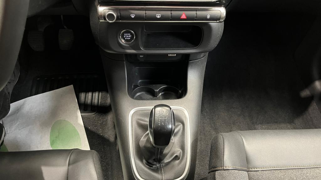 Nouvelle CITROEN C3  1.2 PureTech 12V - 83 S&S BERLINE Shine PHASE 2