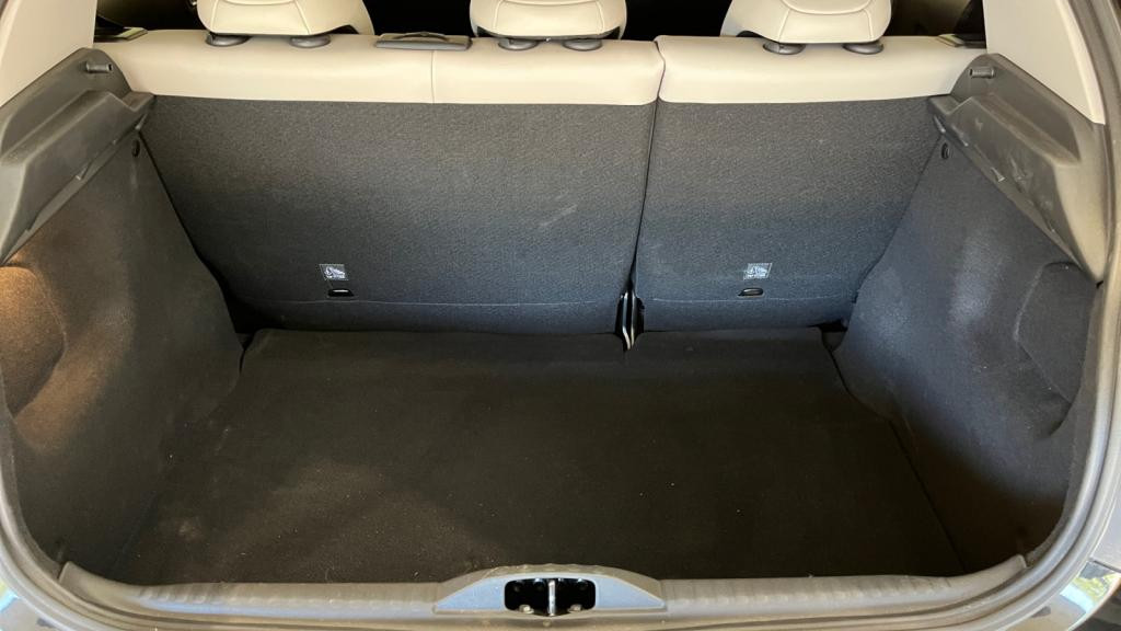 Nouvelle CITROEN C3  1.2 PureTech 12V - 83 S&S BERLINE Shine PHASE 2