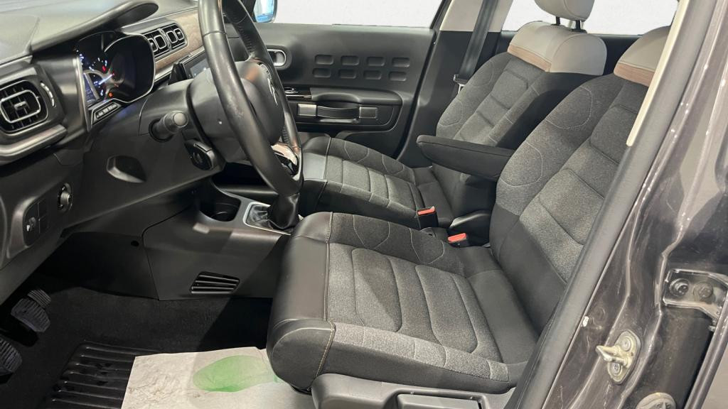 Nouvelle CITROEN C3  1.2 PureTech 12V - 83 S&S BERLINE Shine PHASE 2