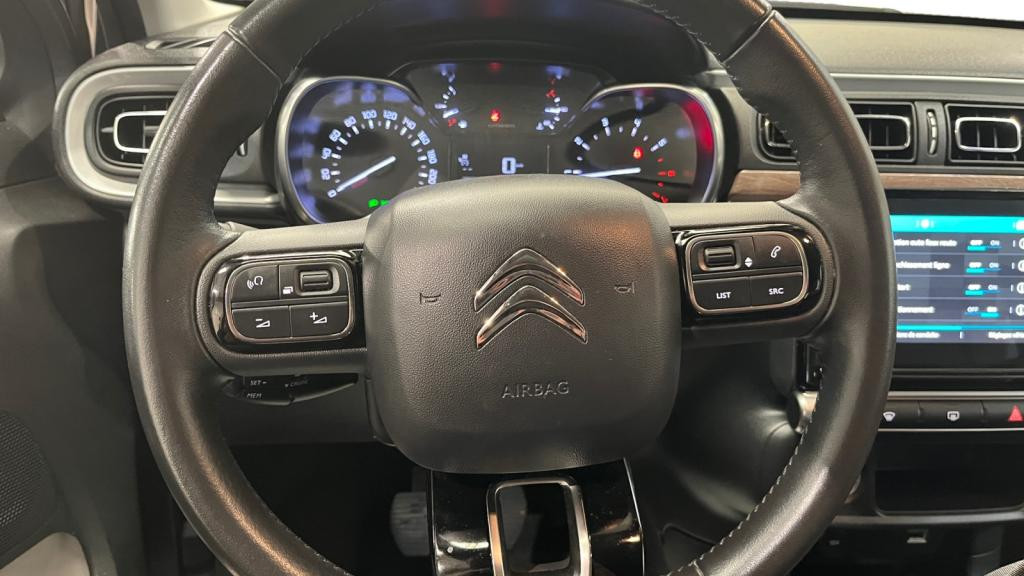 Nouvelle CITROEN C3  1.2 PureTech 12V - 83 S&S BERLINE Shine PHASE 2