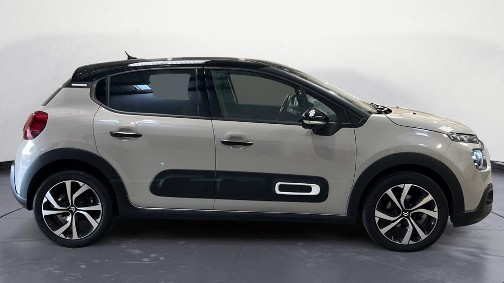 Nouvelle CITROEN C3  1.2 PureTech 12V - 110 S&S  BERLINE Shine PHASE 2