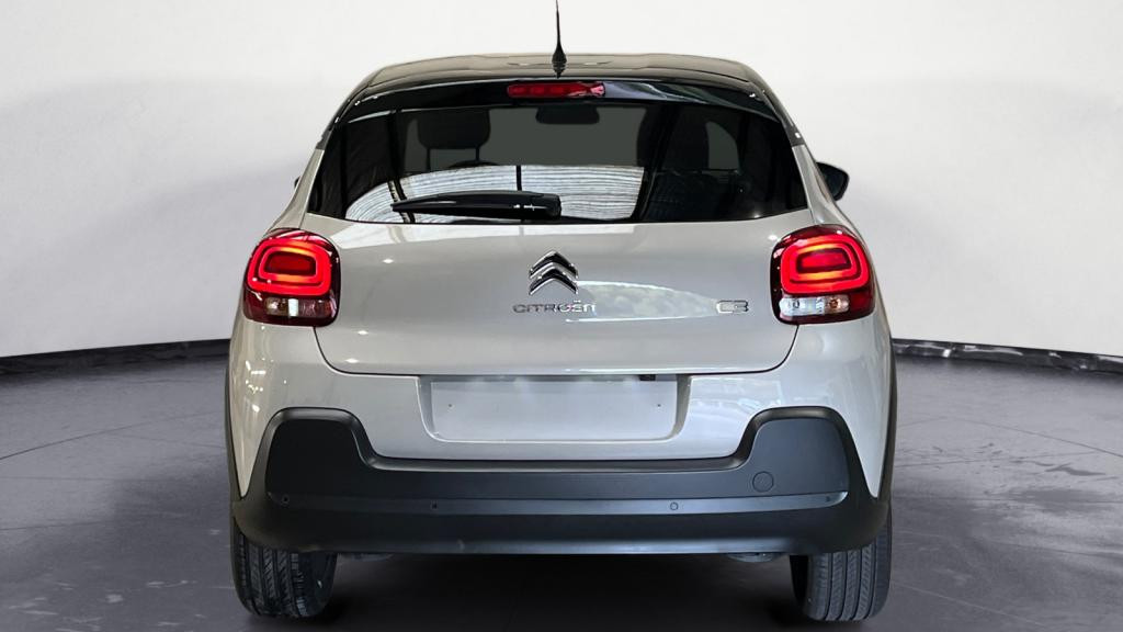 Nouvelle CITROEN C3  1.2 PureTech 12V - 110 S&S  BERLINE Shine PHASE 2