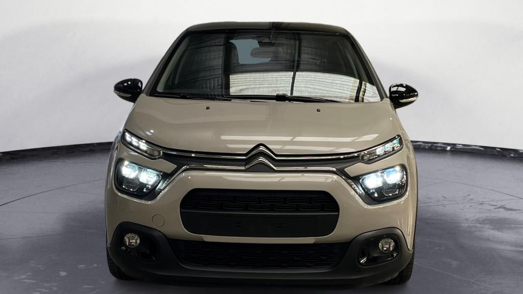 Nouvelle CITROEN C3  1.2 PureTech 12V - 110 S&S  BERLINE Shine PHASE 2