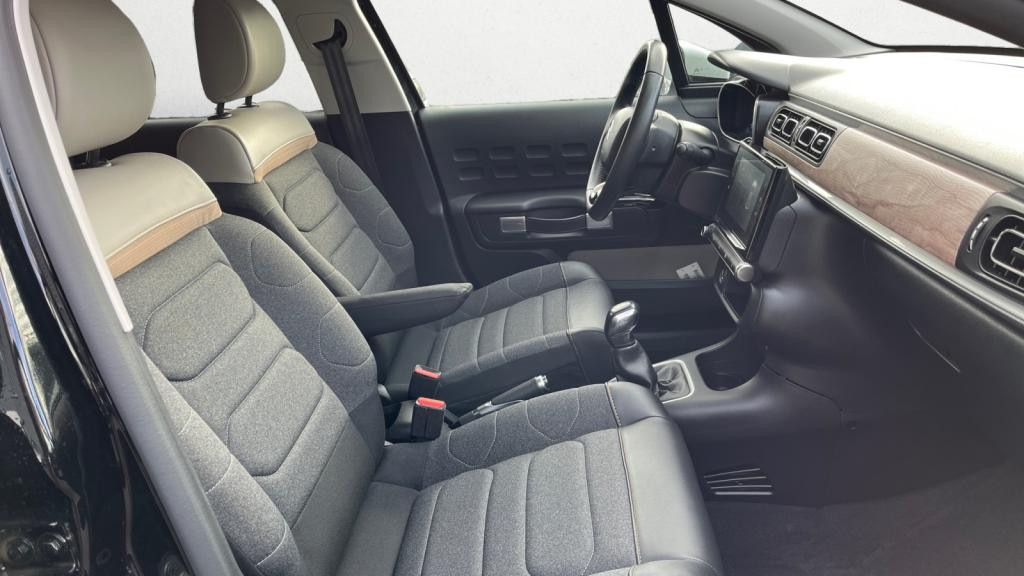 Nouvelle CITROEN C3  1.2 PureTech 12V - 83 S&S BERLINE Shine PHASE 2