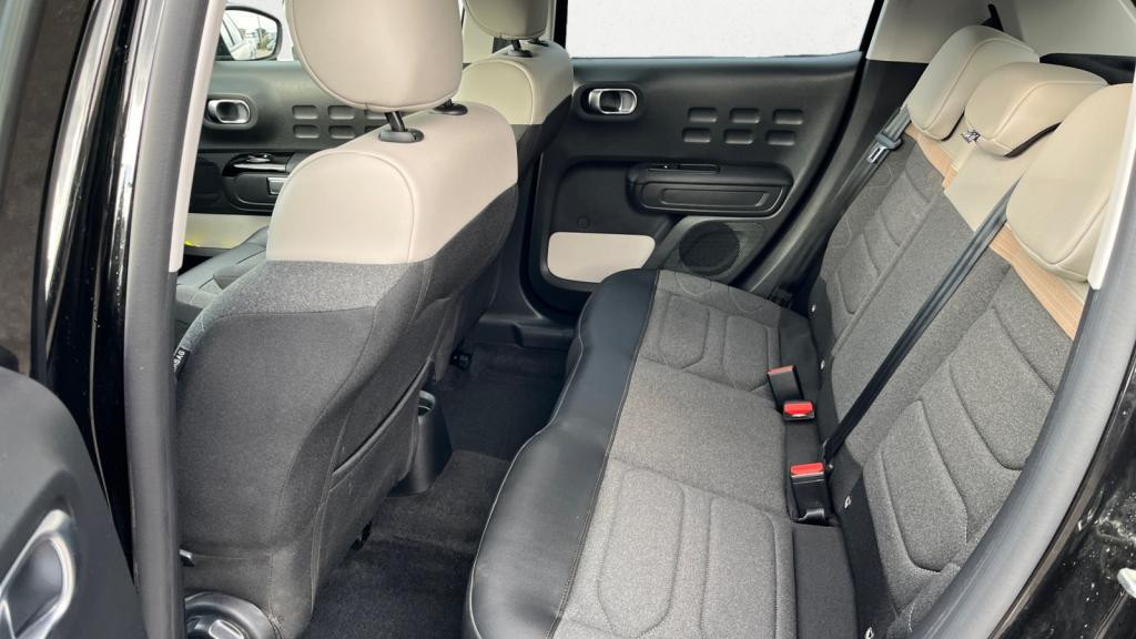 Nouvelle CITROEN C3  1.2 PureTech 12V - 83 S&S BERLINE Shine PHASE 2