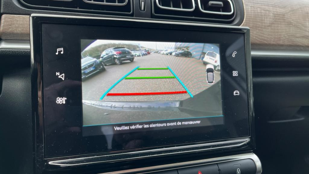 Nouvelle CITROEN C3  1.2 PureTech 12V - 83 S&S BERLINE Shine PHASE 2