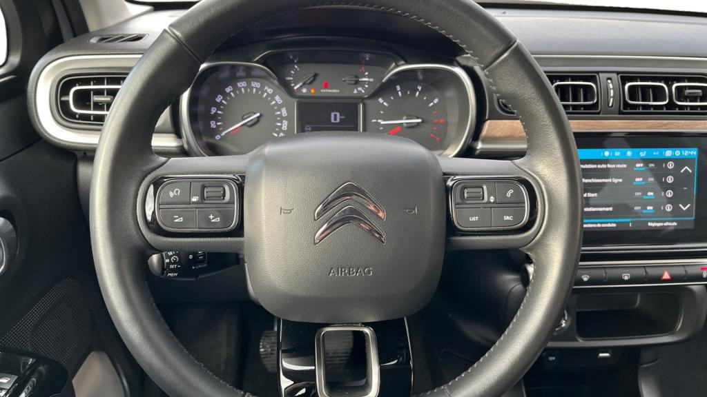 Nouvelle CITROEN C3  1.2 PureTech 12V - 83 S&S BERLINE Shine PHASE 2