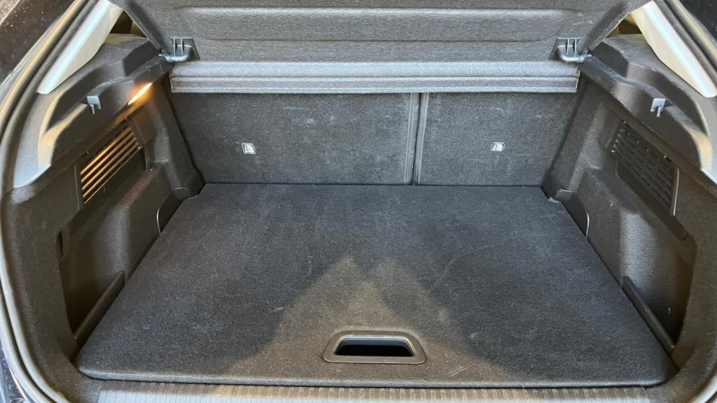 Nouvelle CITROEN C4 BlueHDi 130 EAT8 Plus - Pack Access & Nav - Pack Grand Froid