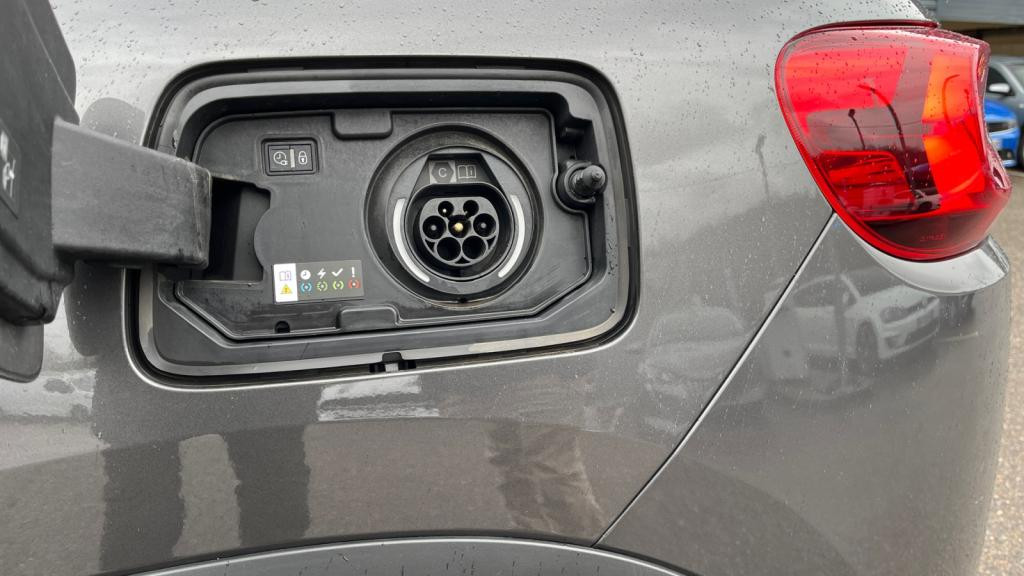 CITROEN C5 AIRCROSS Hybrid 225 ë-EAT8 Shine Pack - Pack Black - JA19