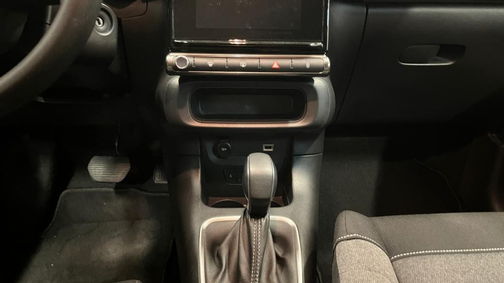 Nouvelle CITROEN C3  1.2 PureTech 12V - 110 S&S - EAT6  BERLINE Shine PHASE 2