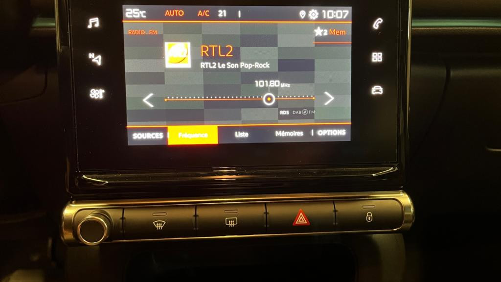 Nouvelle CITROEN C3  1.2 PureTech 12V - 110 S&S - EAT6  BERLINE Shine PHASE 2