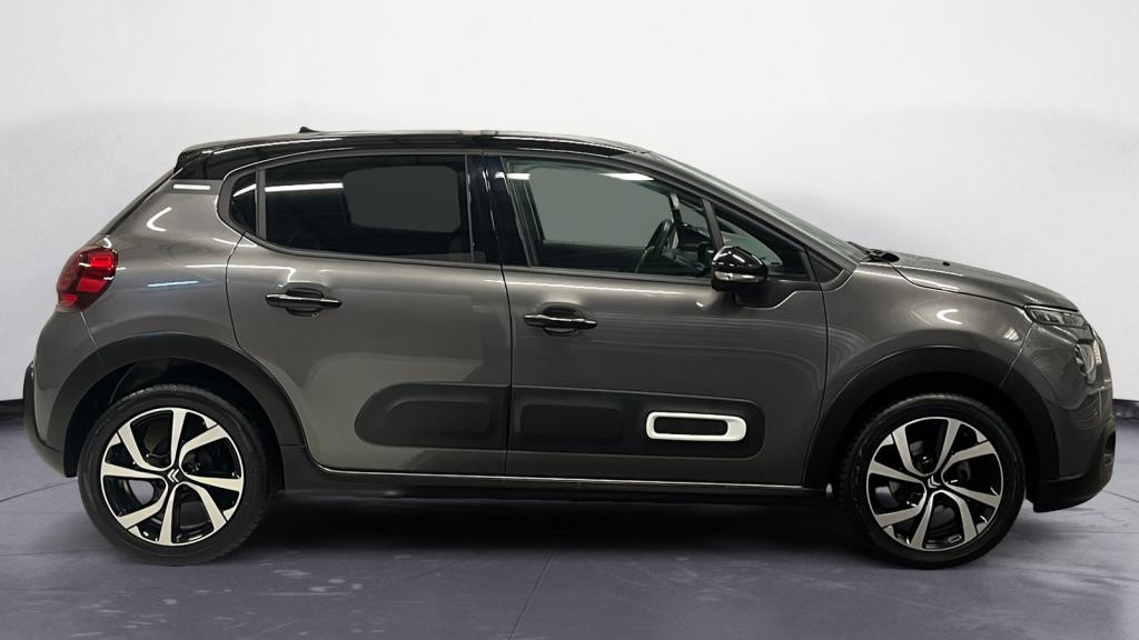 Nouvelle CITROEN C3  1.2 PureTech 12V - 83 S&S   BERLINE Shine PHASE 2
