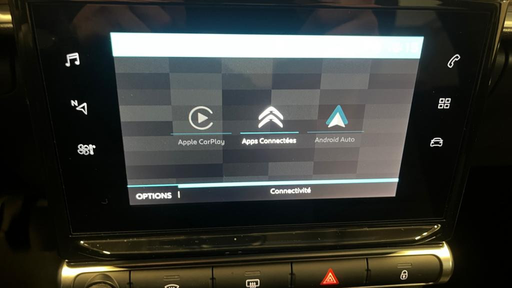 Nouvelle CITROEN C3  1.2 PureTech 12V - 83 S&S   BERLINE Shine PHASE 2