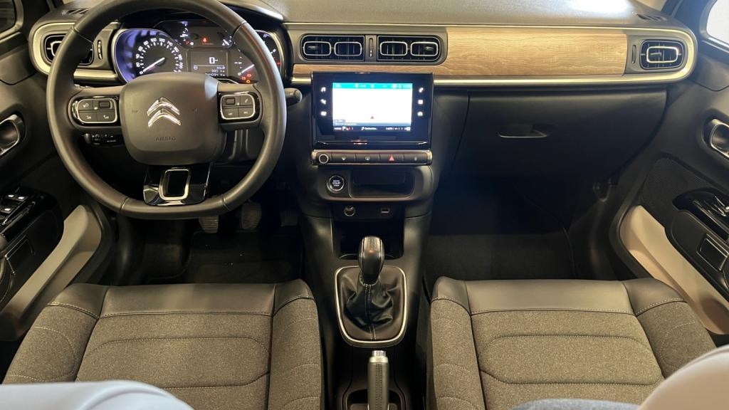 Nouvelle CITROEN C3  1.2 PureTech 12V - 83 S&S BERLINE Shine PHASE 2