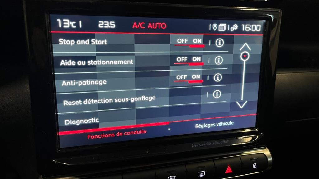 CITROEN C3 AIRCROSS PureTech 110 Shine - Navigation 9\'\' - Ambiance Métropolitan - Affichage Tête 