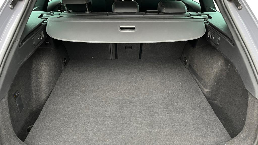 Nouvelle CUPRA LEON SPORTSTOURER 1.4 e-Hybrid - 245 - DSG 6  VZ  SPORTSTOURER