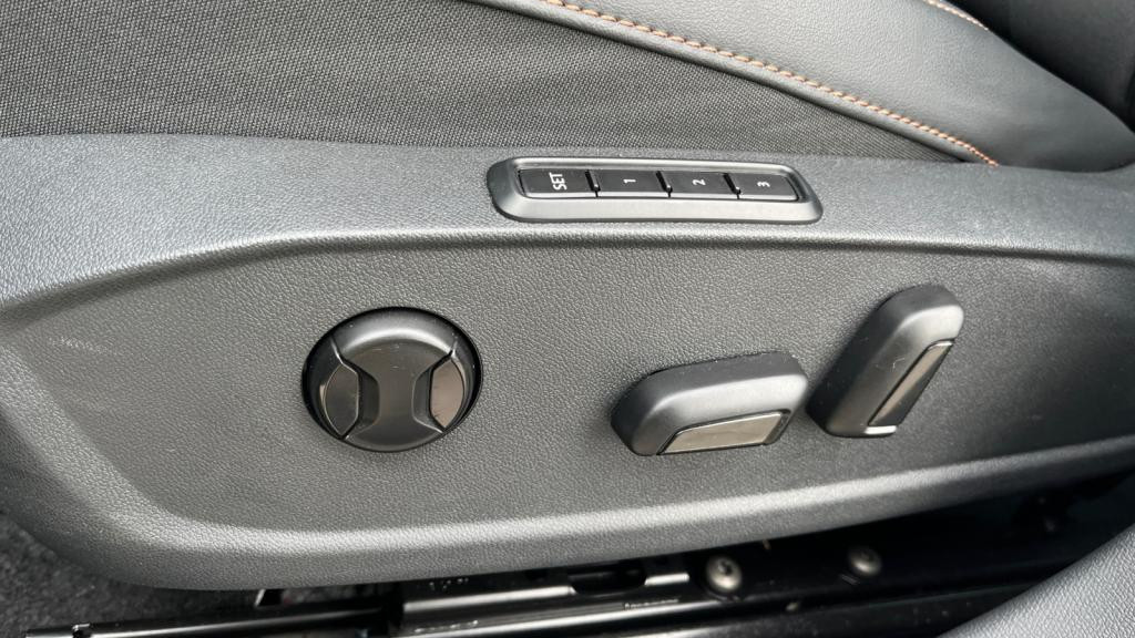 CUPRA Leon e-Hybrid 245 DSG 6 VZ - Volant Supersport - Pack Safe & Driving XL