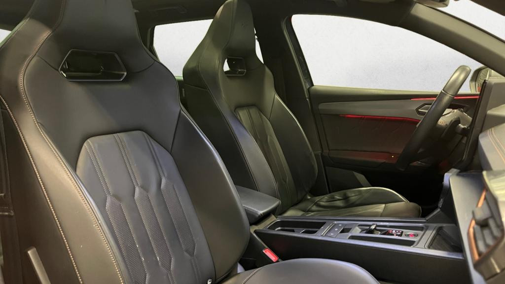 Nouvelle CUPRA LEON SPORTSTOURER e-Hybrid 204 SPORTSTOURER BREAK V