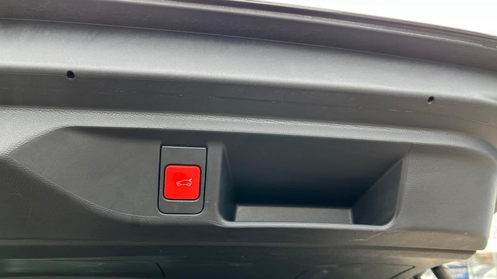 DS DS4 BlueHDi 130 EAT8 Performance Line - Keyless - Hayon Electrique