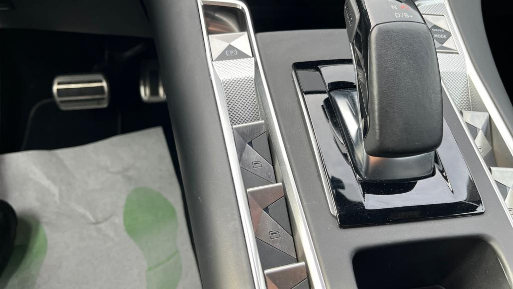 Nouvelle DS DS 7 CROSSBACK E-Tense 300 4x4 Opera - Pack Confort Opéra - Hifi FOCAL - Pack Night Vision