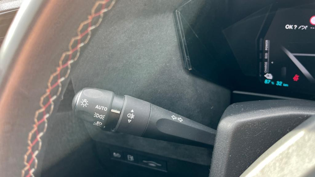 DS DS4  E-Tense 225 Performance Line - IRIS Navigation - DS Matrix LED Vision - Pack Style