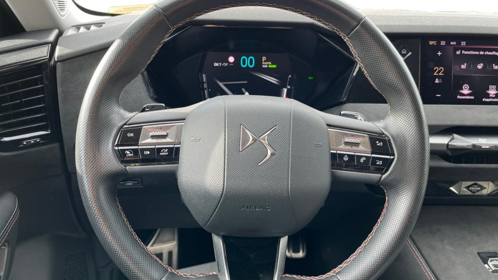 DS DS4  E-Tense 225 Performance Line - IRIS Navigation - DS Matrix LED Vision - Pack Style