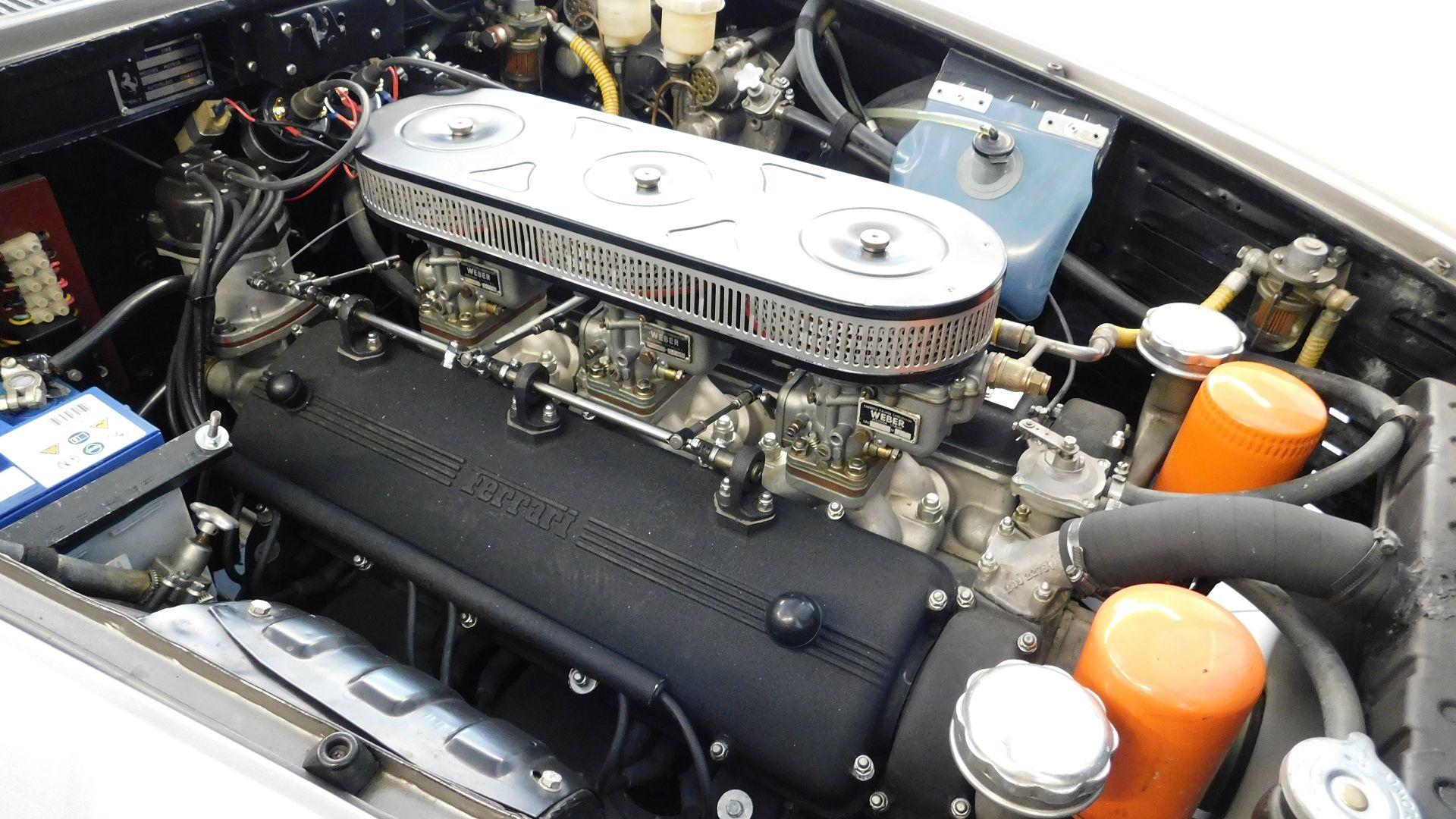 FERRARI 330GT 330 GT 2+2 4.0 V12 300 CV 