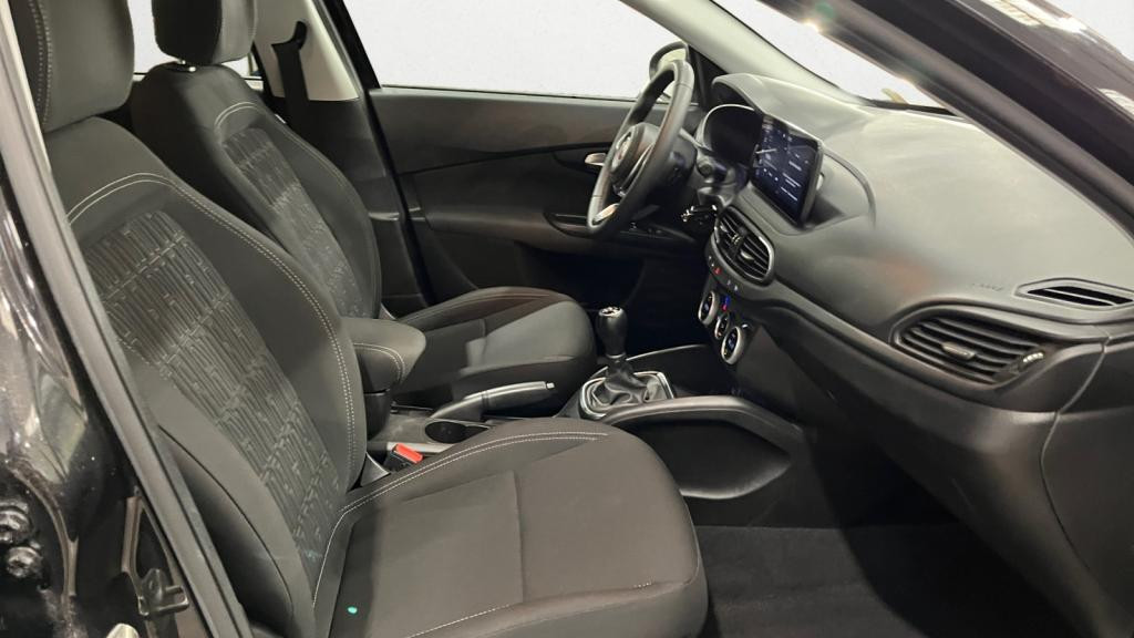 FIAT TIPO 1.0 FireFly Turbo - 100 S&S SW BREAK Cross Plus PHASE 2