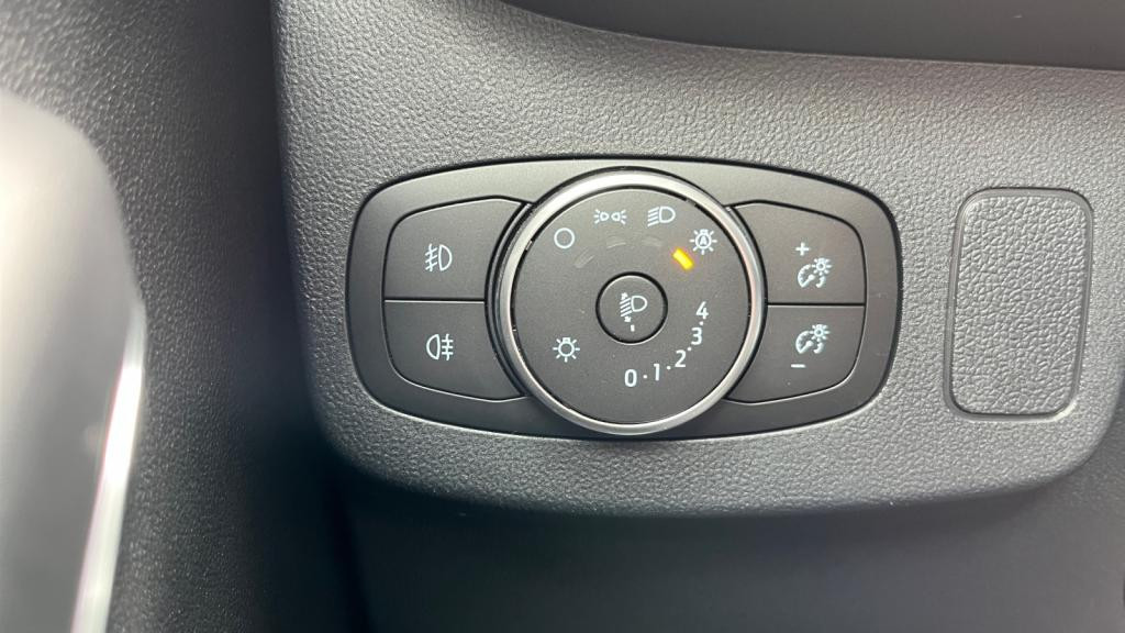 FORD PUMA  1.0 EcoBoost MHEV - 125 S&S  Titanium 