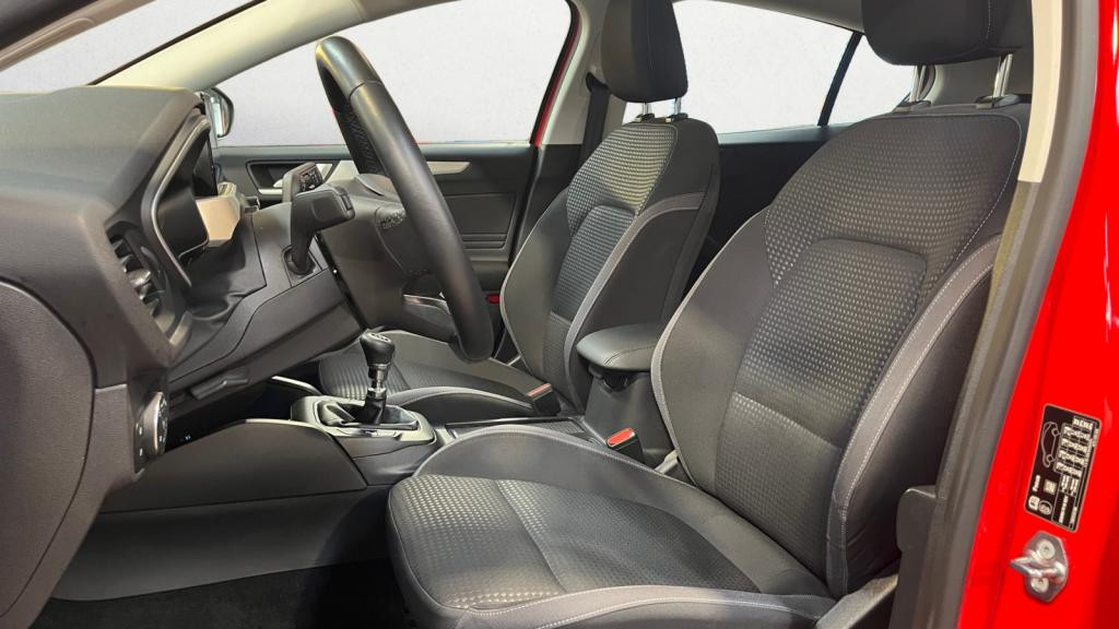 FORD FOCUS 1.0 EcoBoost mHEV - 125 S&S  IV  BERLINE Trend Business